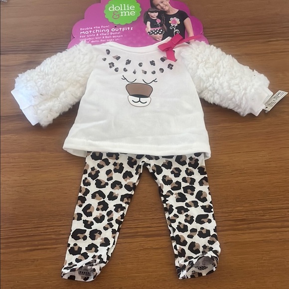 Dollie & Me White Lace Top with Blue Floral Leggings - Picture 2 of 4